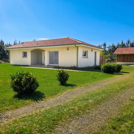 Maison Familiale Avec Jardin à Lit-et-mixe, 100 M² Lit-et-Mixe